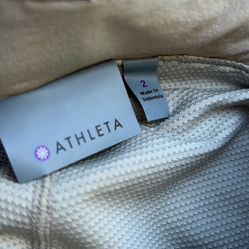 Athleta Beige Trekkie Hiking Skort Women's Size 2 - Picture 3 of 8